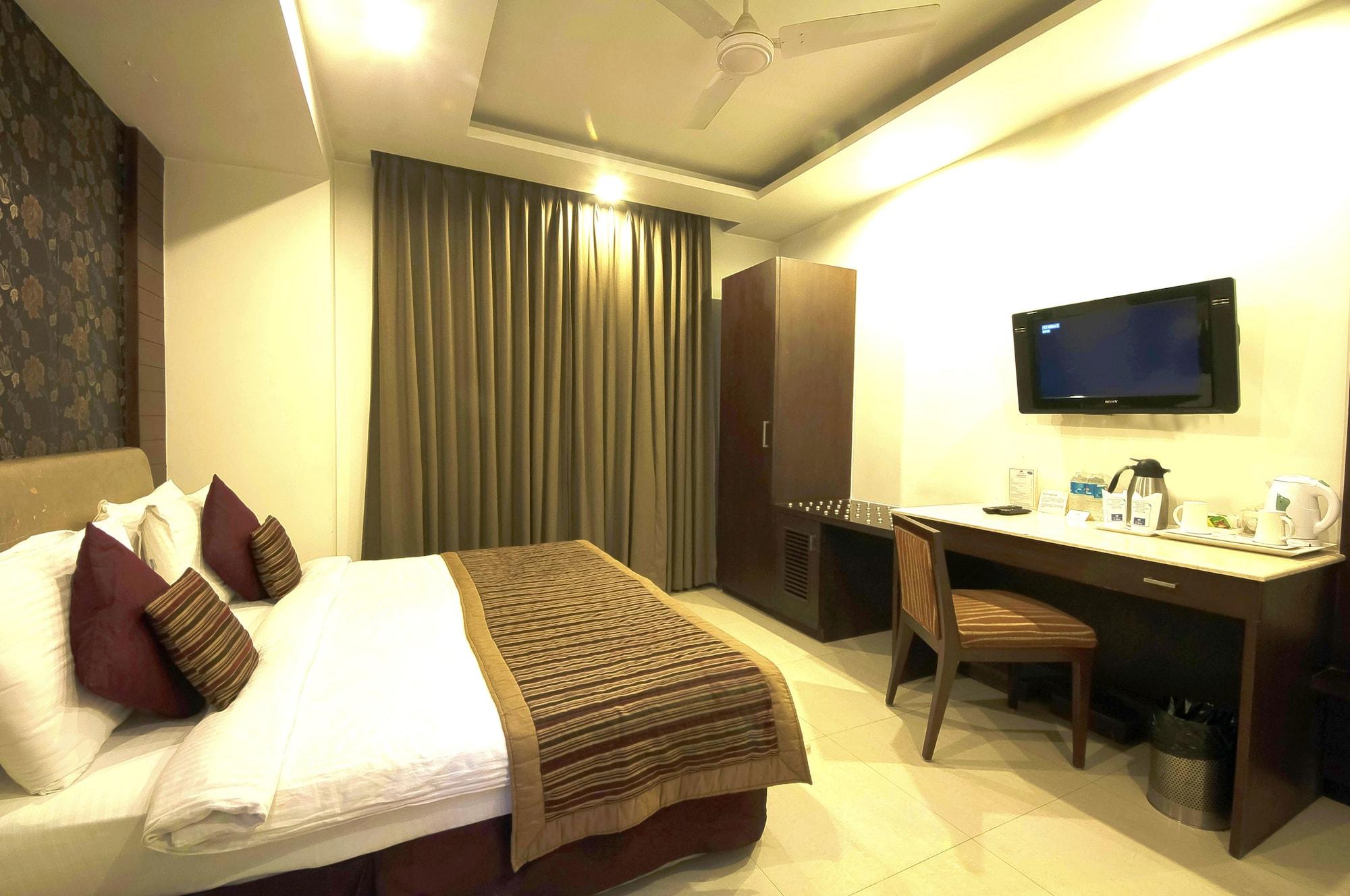 Hotel Le Roi Near New Delhi Railway Station Zewnętrze zdjęcie