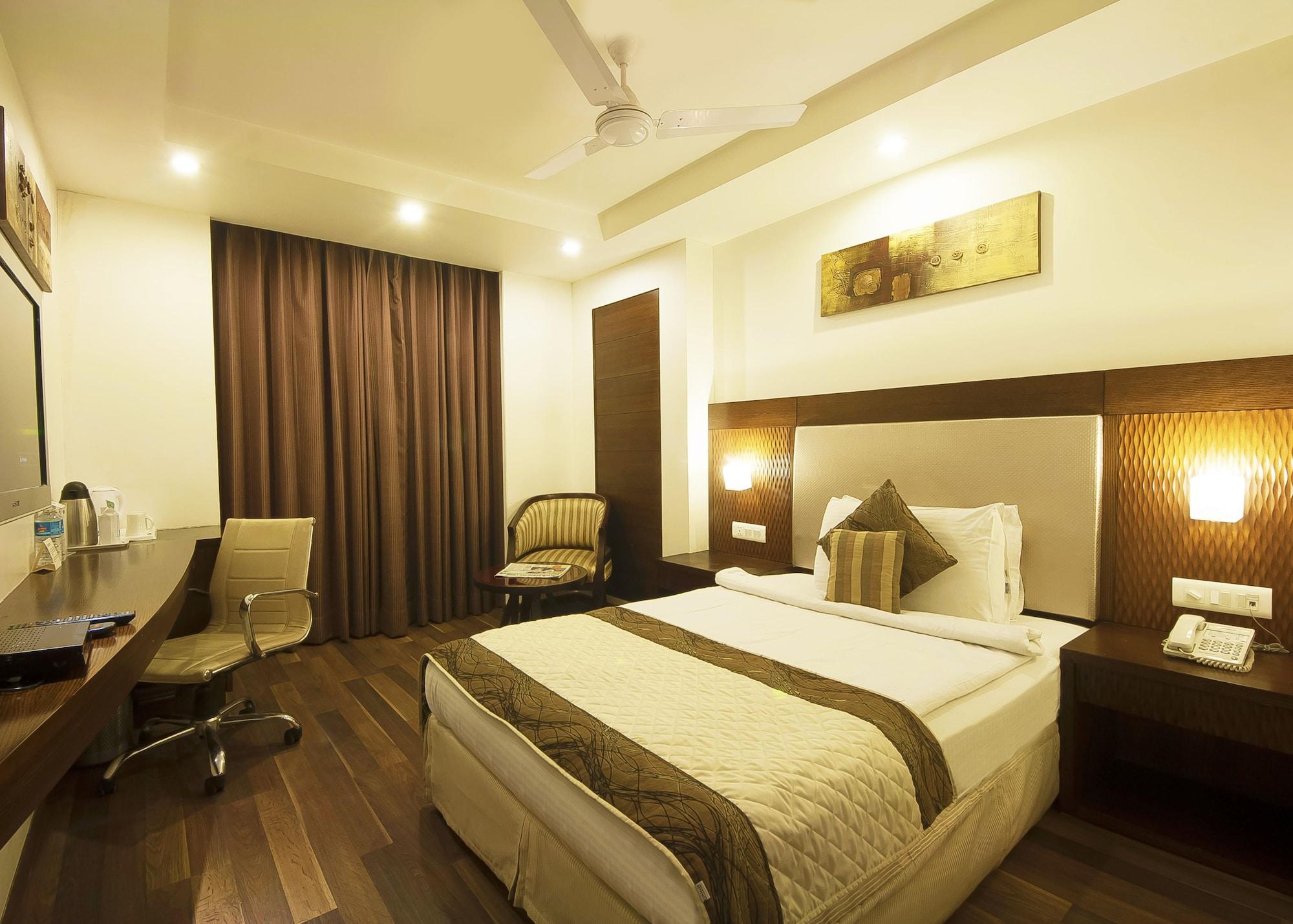 Hotel Le Roi Near New Delhi Railway Station Zewnętrze zdjęcie