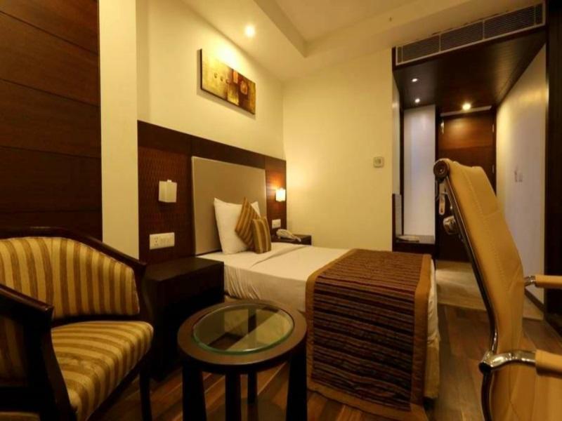 Hotel Le Roi Near New Delhi Railway Station Zewnętrze zdjęcie
