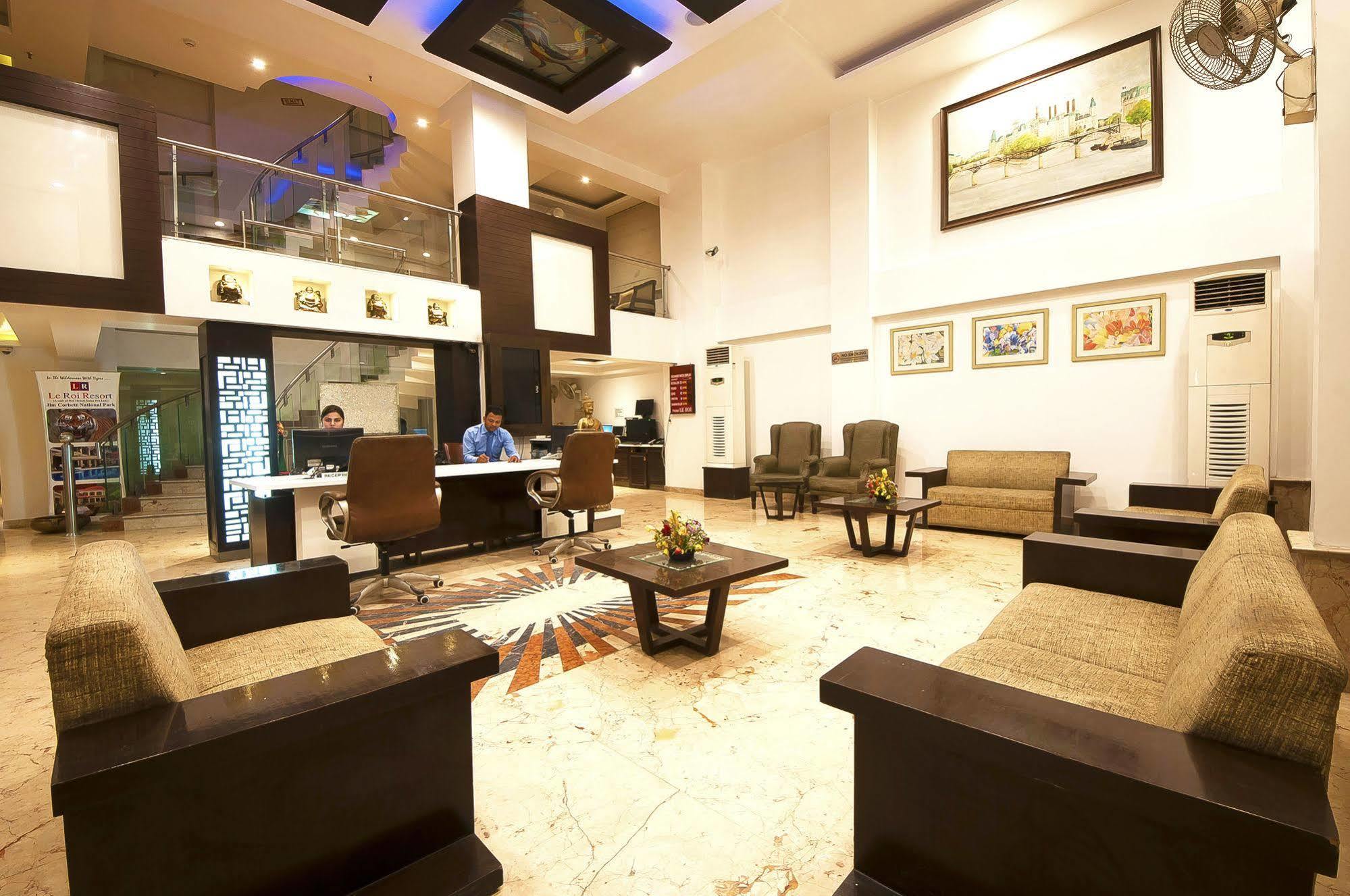 Hotel Le Roi Near New Delhi Railway Station Zewnętrze zdjęcie
