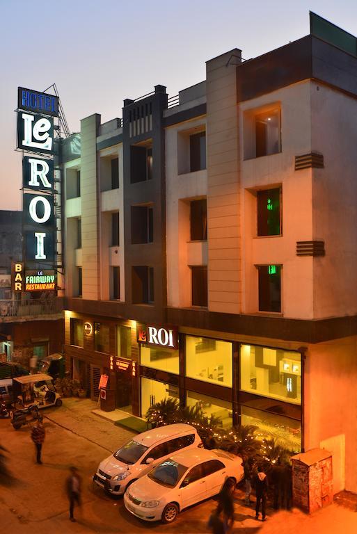 Hotel Le Roi Near New Delhi Railway Station Zewnętrze zdjęcie