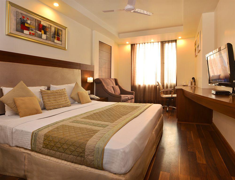 Hotel Le Roi Near New Delhi Railway Station Zewnętrze zdjęcie